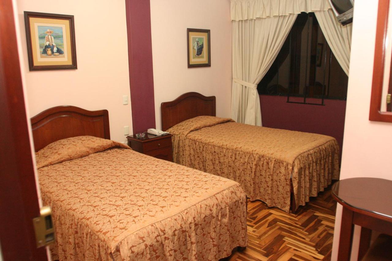 Hotel Torre Norte Trujillo Esterno foto