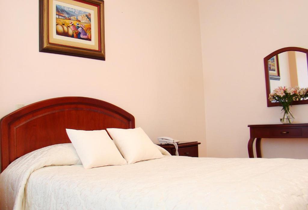 Hotel Torre Norte Trujillo Esterno foto