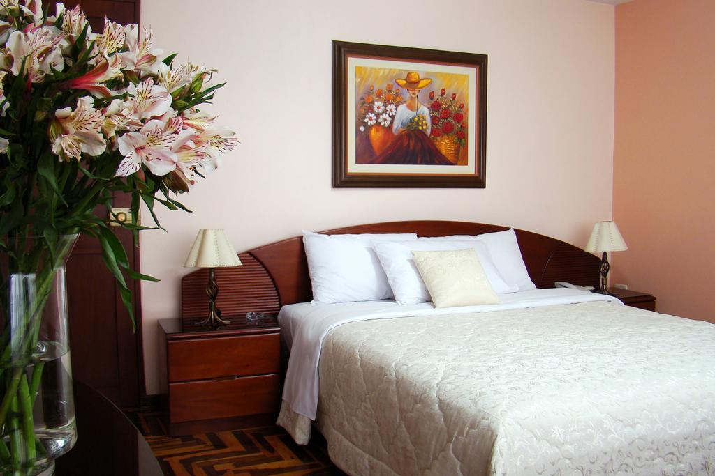 Hotel Torre Norte Trujillo Esterno foto