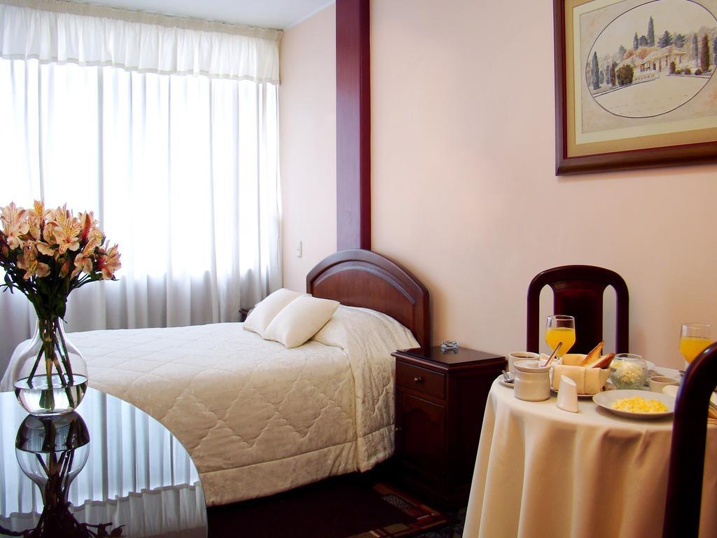 Hotel Torre Norte Trujillo Esterno foto